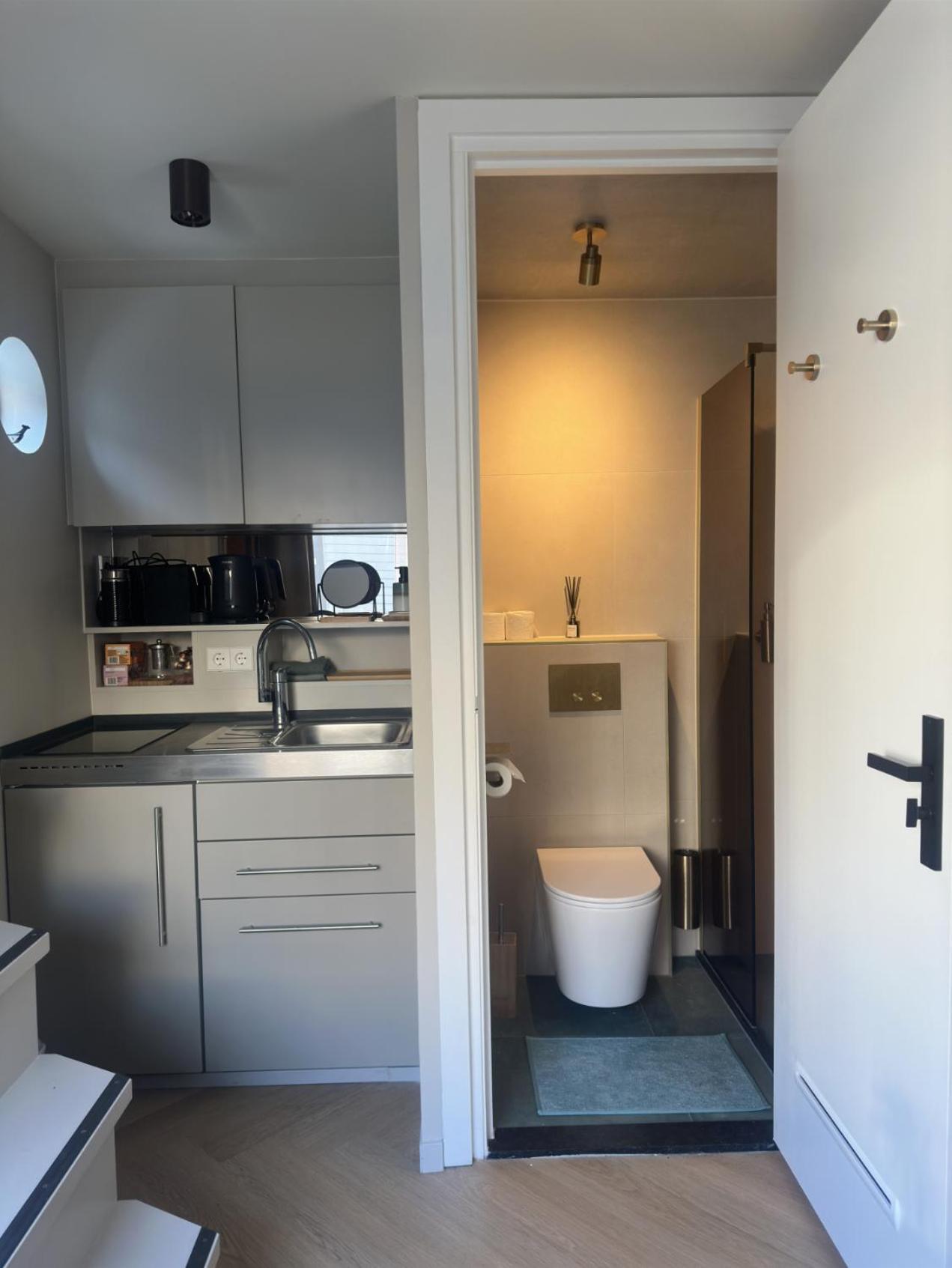 Houseboat Bnb The Floating Nest Amsterdam Exterior foto